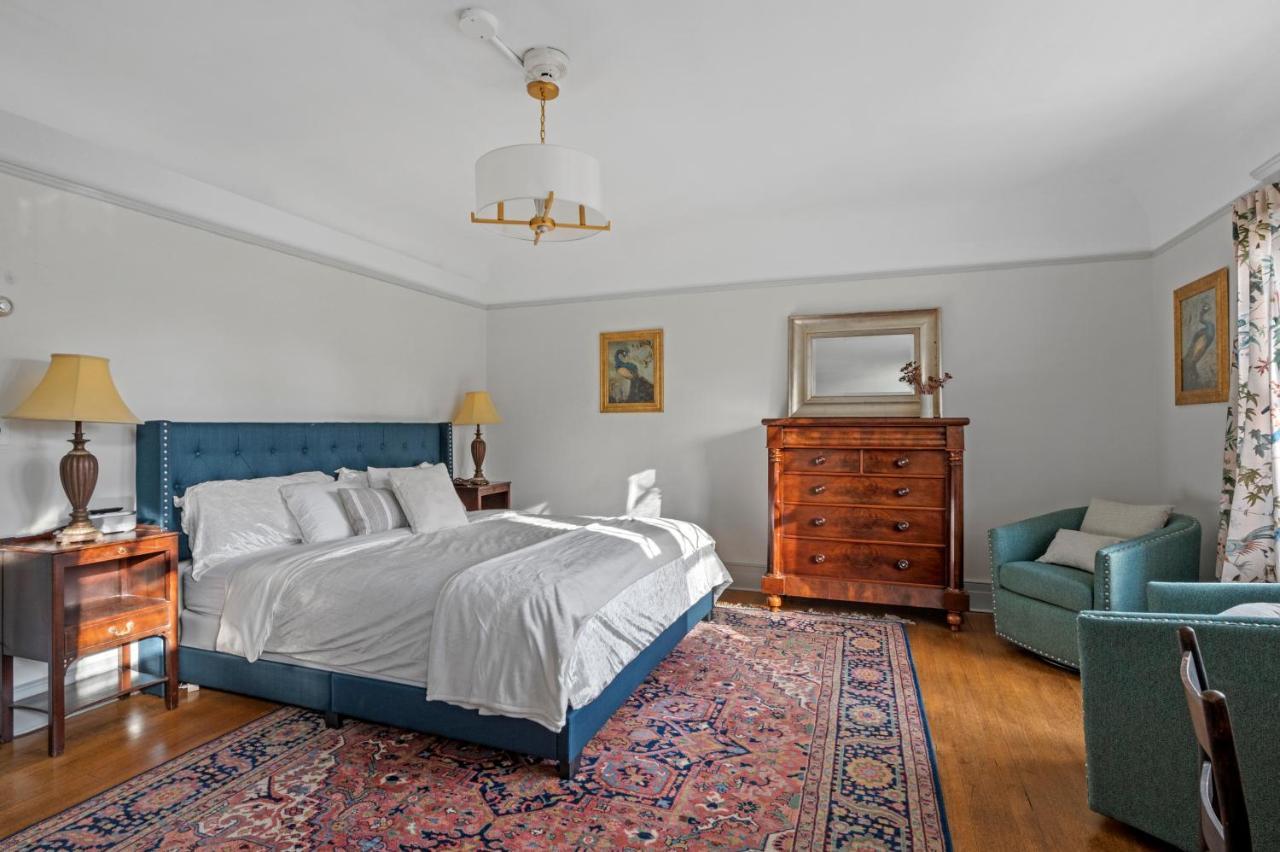 The Hartness House 3*